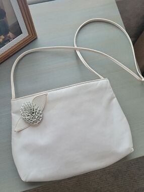 Vintage Mary Ann Rosenfeld White Shoulder Clutch Bag